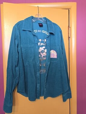 SANRIO Hello Kitty & Friends Good Day to Be Kind Overshirt